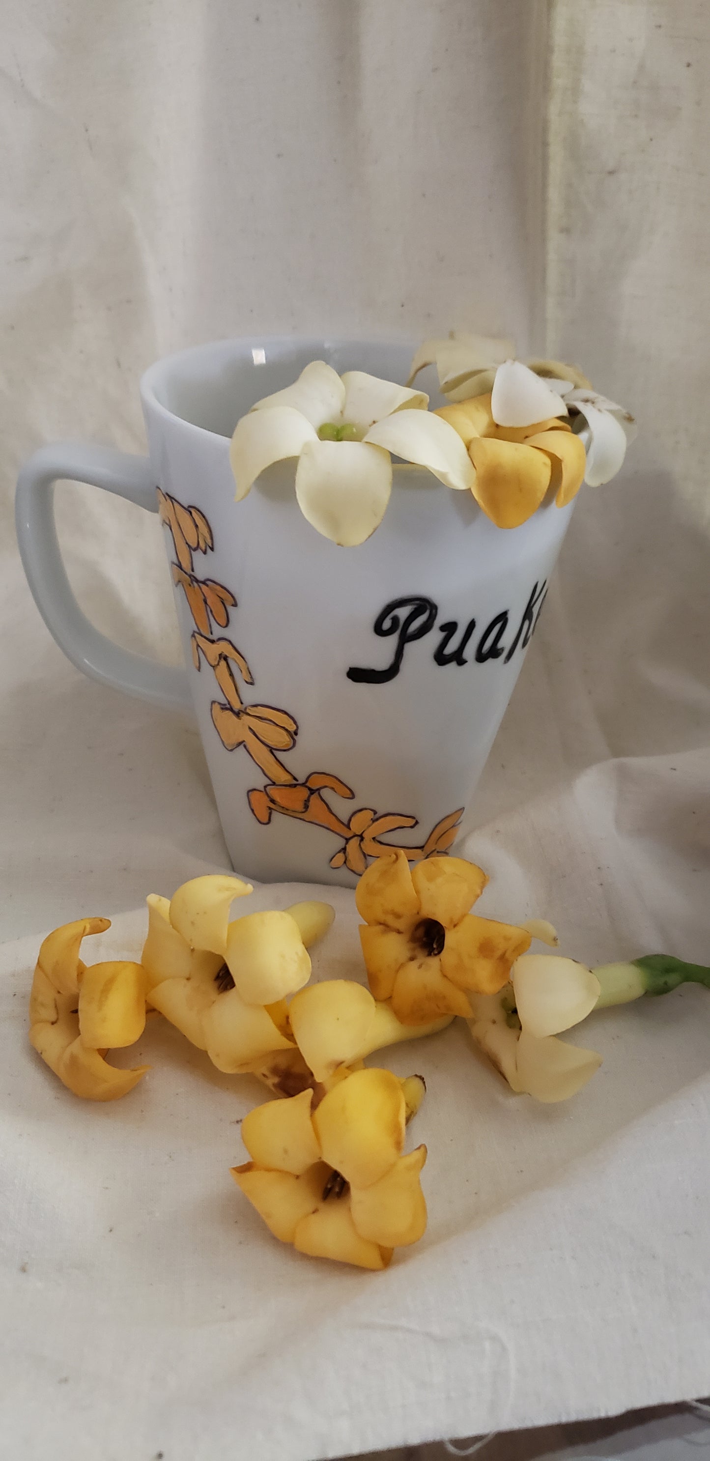 Lei Mug